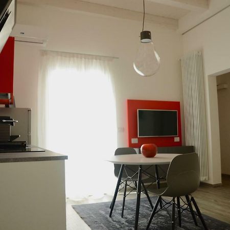 My Home In Bologna - La Rossa Luaran gambar
