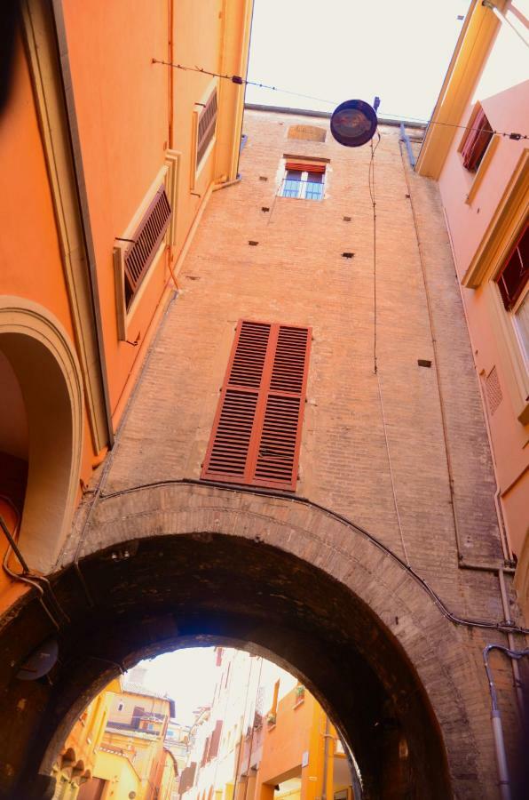 My Home In Bologna - La Rossa Luaran gambar